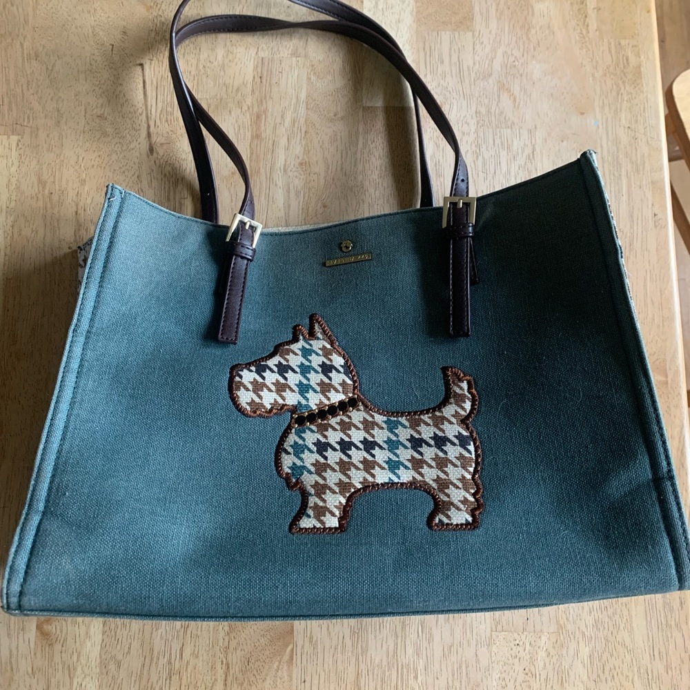 Spartina 449 Tote, green/blue with Cream Interior. Some wear on the bottom